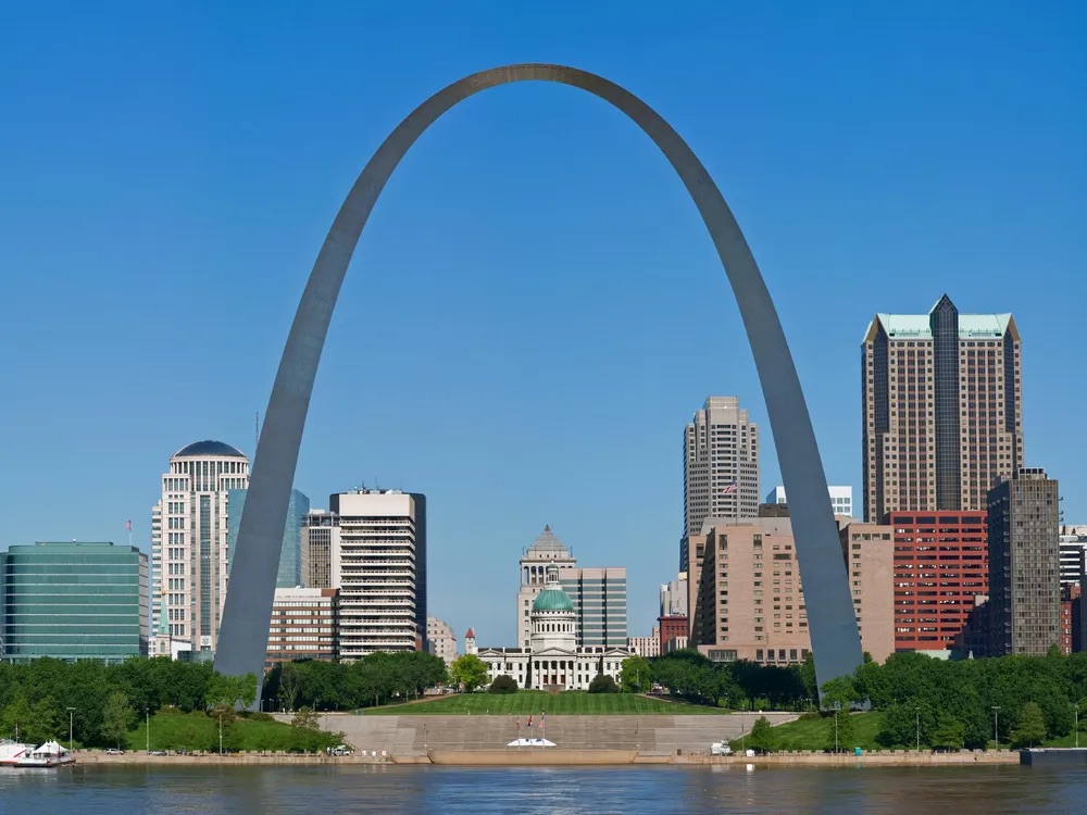 Visiting the Gateway Arch in St. Louis, MO