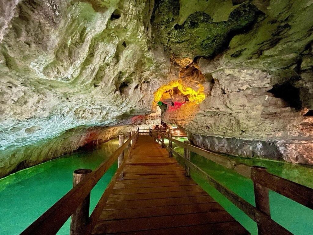 Stark Caverns Missouri: A Must-See Adventure