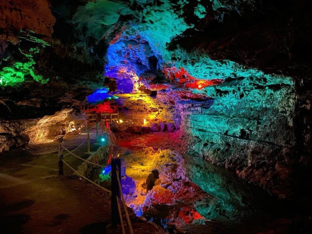 Stark Caverns Missouri: A Must-See Adventure